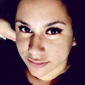 Meet your Posher, Yohandra